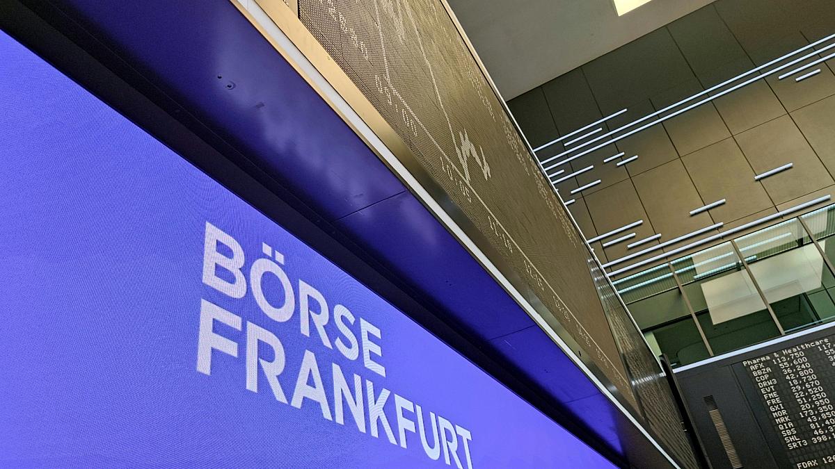 Anzeigetafel in der Frankfurter Börse, via dts Nachrichtenagentur