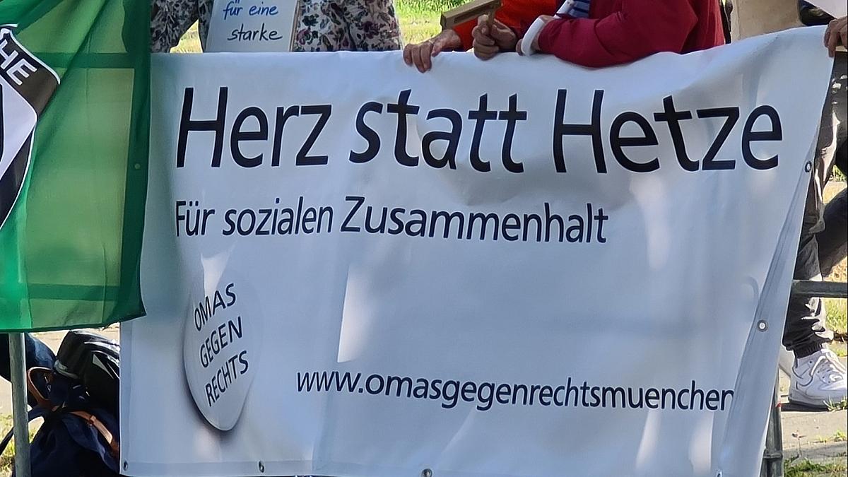 Gegenprotest vor AfD-Parteitag (Archiv), via dts Nachrichtenagentur