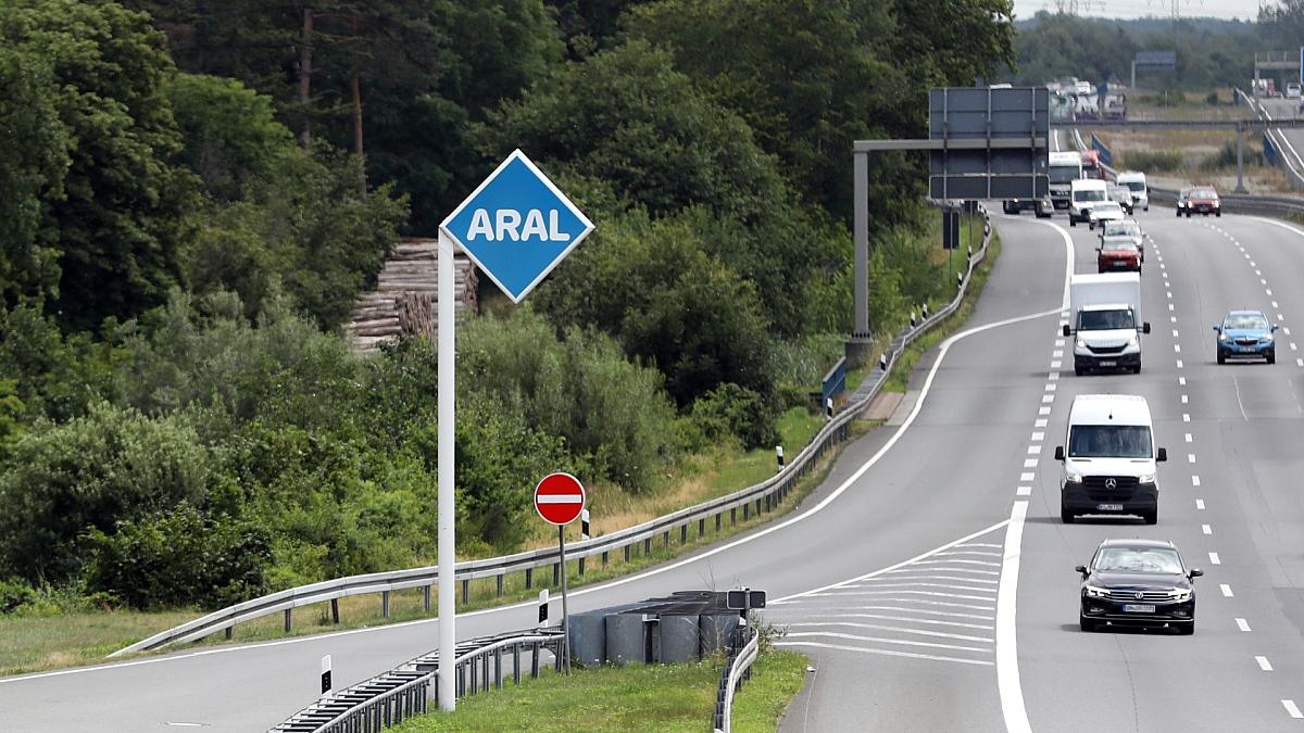 Aral-Tankstelle an einer Autobahn (Archiv), via dts Nachrichtenagentur
