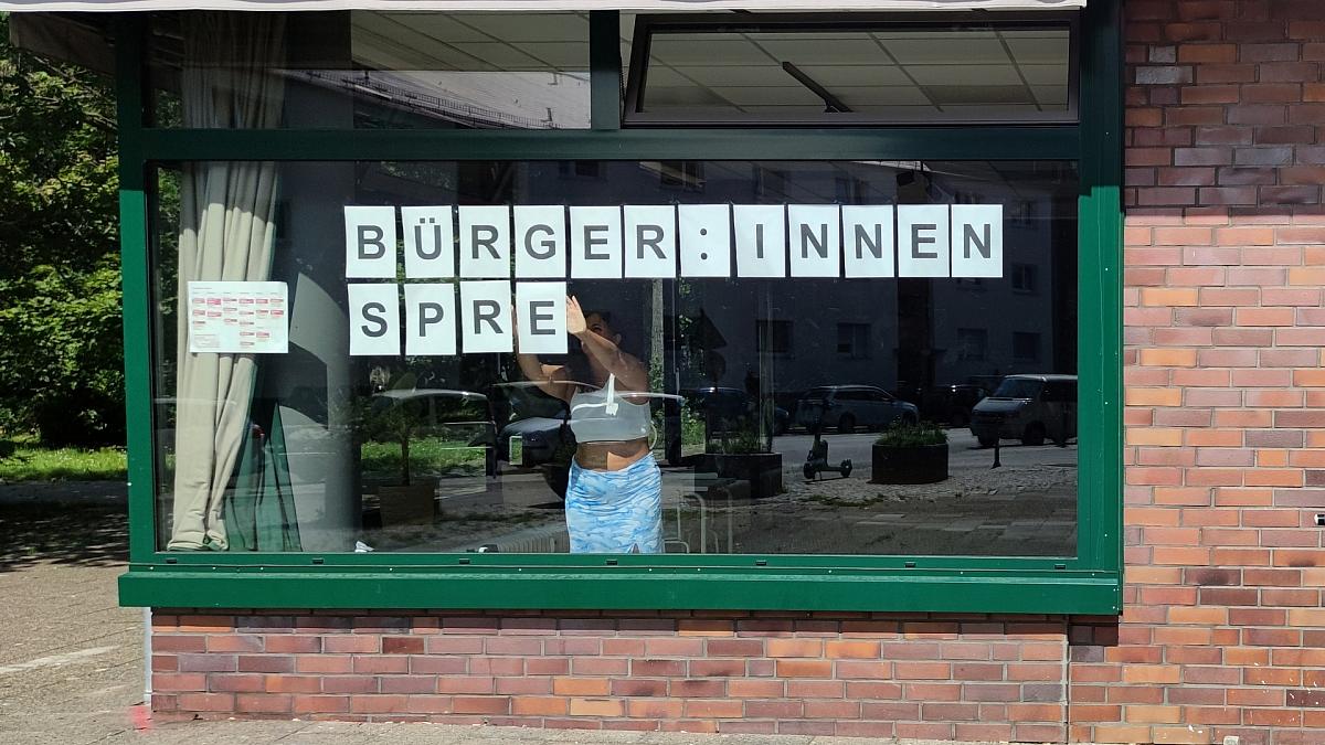 Hinweis auf Bürgersprechstunde mit Gender-Doppelpunkt (Archiv), via dts Nachrichtenagentur