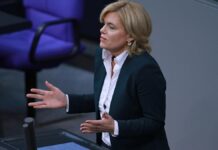 Ampel-Treffen mit Bauernvertretern: Klöckner kritisiert Ergebnisse Ampel-Treffen mit Bauernvertretern: Klöckner kritisiert Ergebnisse