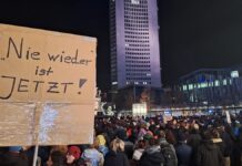 Erneut zehntausende Teilnehmer bei Demonstrationen gegen Rechts