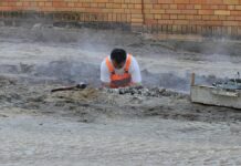 Personalmangel: Ökonomen sehen Chance auf bessere Arbeitsbedingungen Personalmangel: Ökonomen sehen Chance auf bessere Arbeitsbedingungen