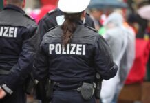 NRW-Innenminister schätzt Terrorgefahr als "sehr hoch" ein