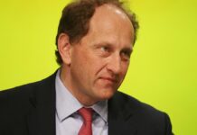 Lambsdorff will "Zeitfenster" für Verhandlungen mit Russland nutzen