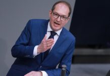 Dobrindt erteilt Schwarz-Grün Absage