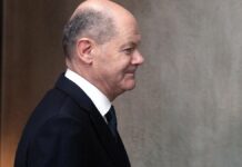 Union wirft Scholz "Täuschungsmanöver" bei Waffenlieferungen vor
