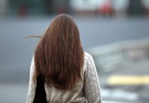 Niedriglohnsektor beschäftigt weiter mehrheitlich Frauen