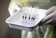 Gesundheitsministerium liefert Millionen Corona-Impfdosen aus