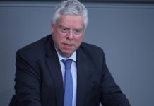 Hardt schließt Untersuchungsausschuss zu Abhöraffäre nicht aus