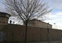 Claudia Roth lädt Vertreter von Gedenkstätten ein Claudia Roth lädt Vertreter von Gedenkstätten ein