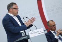 Voigt will "One-Way-Ticket" für muslimische Extremisten