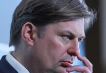 Spionagevorwürfe: Krah wirft Behörden Wahlkampfsabotage vor