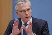 Wirtschaftsweiser für weniger Leistungen in Pflegeversicherung