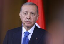 Erdogan räumt Niederlage bei Kommunalwahlen ein Erdogan räumt Niederlage bei Kommunalwahlen ein
