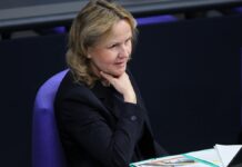 Lemke will China zum Plastiksparen überreden