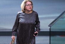 Schulze will Kreditinstitut zum Wiederaufbau der Ukraine gründen Schulze will Kreditinstitut zum Wiederaufbau der Ukraine gründen