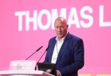 FDP-Parteitag stimmt gegen Kemmerichs Pro-Atomkraft-Antrag FDP-Parteitag stimmt gegen Kemmerichs Pro-Atomkraft-Antrag