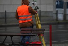 Anteil sachgrundlos befristeter Arbeitsverträge weiter gestiegen