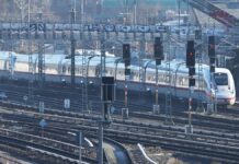 Fernverkehrszüge der Deutschen Bahn so unpünktlich wie nie zuvor