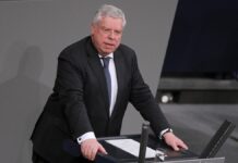 CDU-Außenexperte Hardt rechnet mit Machtkampf im Iran CDU-Außenexperte Hardt rechnet mit Machtkampf im Iran