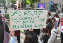 USA kündigen nach Agentengesetz Visa-Beschränkungen für Georgien an USA kündigen nach Agentengesetz Visa-Beschränkungen für Georgien an