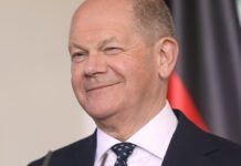 Forsa: SPD legt zu – Scholz in Kanzlerfrage vor Merz