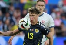 Fußball-EM: Schottland und Schweiz unentschieden