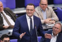 Spahn verteidigt Vorgehen bei Corona-Masken-Beschaffung