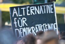 Baerbock will mehr Selbstbewusstsein gegen AfD