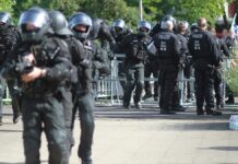 Gewalt bei Protesten gegen AfD-Parteitag eskaliert