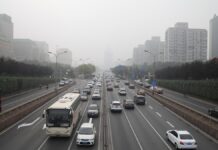 Deutsche Volkswirte bei Autozöllen für China gespalten