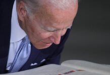 Kubicki vergleicht US-Präsident Biden mit KI-Puppe
