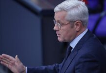 Röttgen sieht "Krise der Demokratie des Westens"