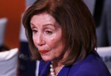 Nancy Pelosi unterstützt Kandidatur von Kamala Harris