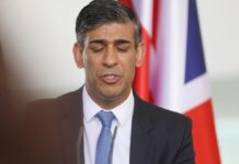 Sunak räumt Wahlniederlage ein