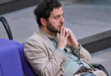 Banaszak fordert schärfere Sanktionen gegen Russland