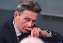 Mützenich stellt Schuldenbremse erneut infrage