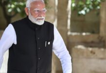 Indiens Premier Modi zu Besuch in Moskau eingetroffen