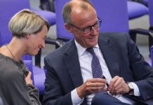 Politbarometer: Union legt zu – Rest stagniert