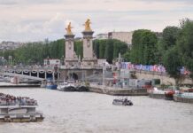 Pariser Bürgermeisterin schwimmt in der Seine