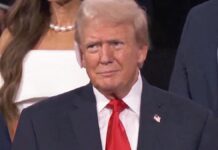 Trump lässt sich vom Anschlag gezeichnet auf Parteitag feiern