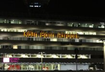 "Letzte Generation" blockiert Flughafen Köln/Bonn
