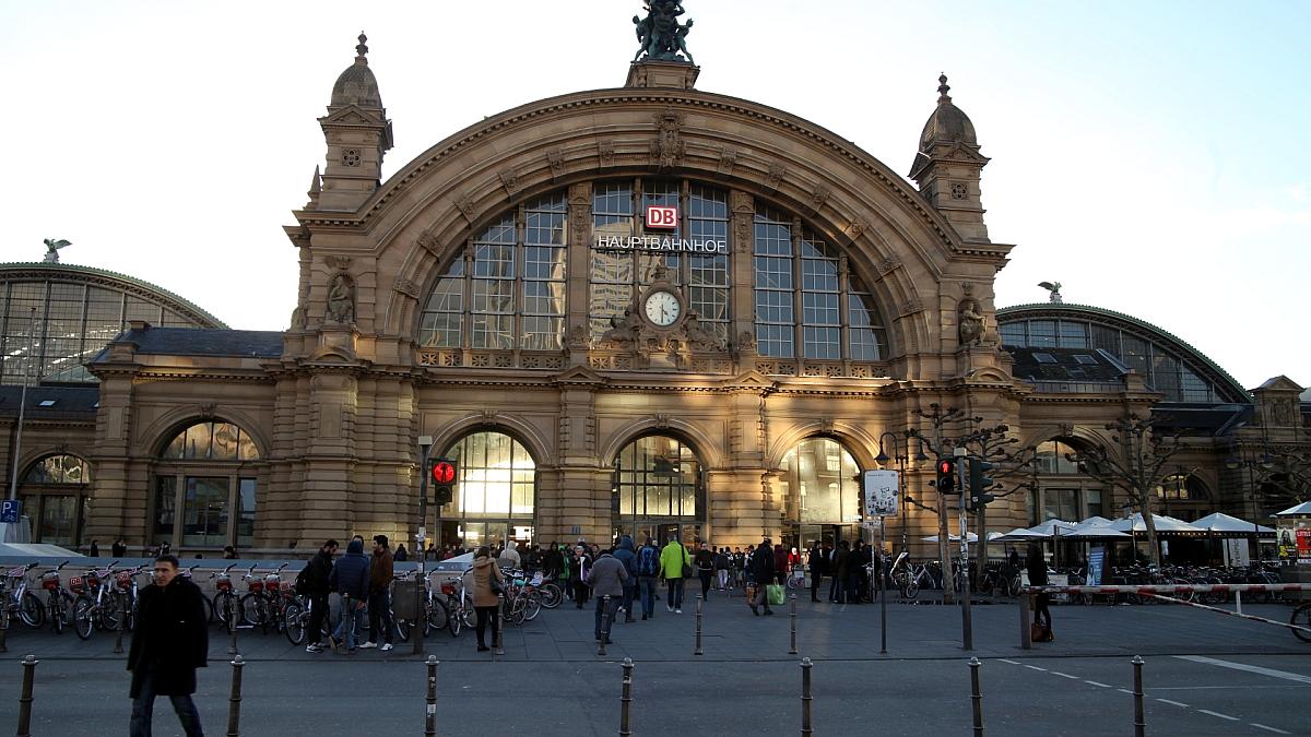 Meiste Messerattacken an Bahnhöfen in Hannover, Frankfurt, Hamburg