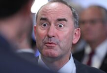 Aiwanger greift CSU-Ministerin in Debatte um Wassercent an