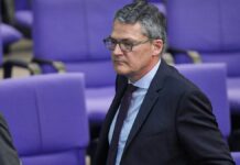 Kiesewetter beharrt auf militärischem Beistand für Israel