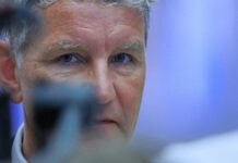 Höcke will als Ministerpräsident "sofort" den Bund verklagen