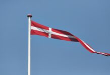 Deutsche Jungen in Dänemark nach Rettung aus Sanddüne gestorben