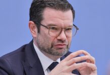 Justizminister will heimliche Durchsuchungen verhindern