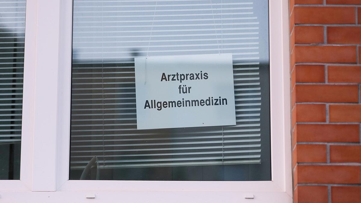 Gewalt gegen Ärzte - Justizminister will härtere Strafen prüfen